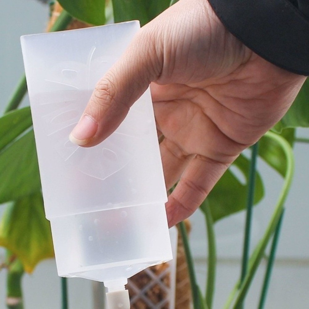 D-Shaped Self-Watering Plant D - đánh giá và giá Automatic Plant Waterer